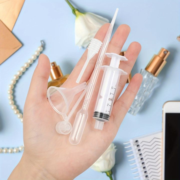 12-piece%20perfume%20dispenser%20set%20-%202%20syringes,%202%20pipettes,%202%20perfume%20separators,%202%20converters,%202%20funnels,%202%20spring-loaded%20pipettes%20-%20Image%202
