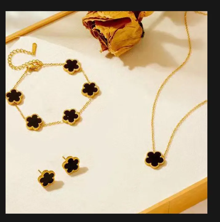 Fashion%20Alloy%20Jewelry%20Set%20Plum%20Blossom%20Five%20Leaf%20Flower%20Earing%20Girls%20Bracelet%20Laser%20Metal%20-%20Image%205