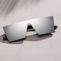 Fashion Oversized Frame Square Women's Sunglasses Casual Street retro Style Decorative Glasses.