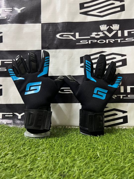 Professional Quality Goalkeeper Gloves | Contact Latex | Size 6-10