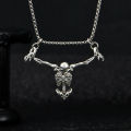 A Fashionable and Creative New Halloween Punk Style Skull Necklace Halloween Gift. 