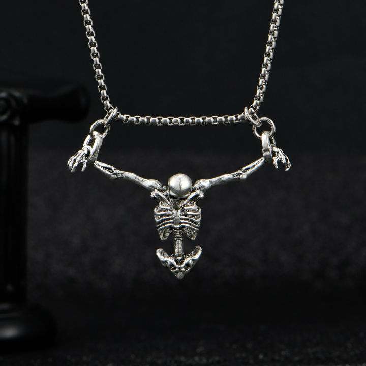 A%20Fashionable%20and%20Creative%20New%20Halloween%20Punk%20Style%20Skull%20Necklace%20Halloween%20Gift%20-%20Image%203