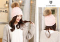 Fur pompom beanie. 