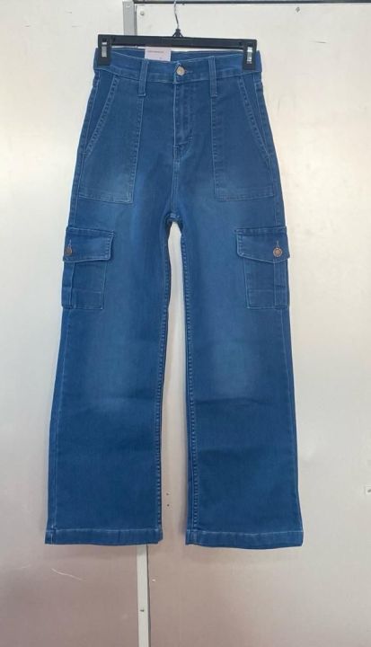 Women's%20High-Waist%20Cargo%20Denim%20Pants%20%E2%80%93%20Fashionable%20and%20Comfortable%20Fit%20-%20Image%203