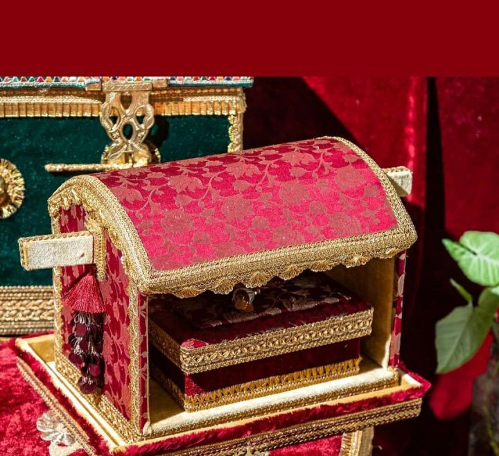 Wedding customized handmade Palki shahi chithi box set beautiful handmade customized work indian style Date fix box