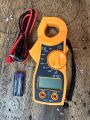 Digital Clamp Meter MT87.