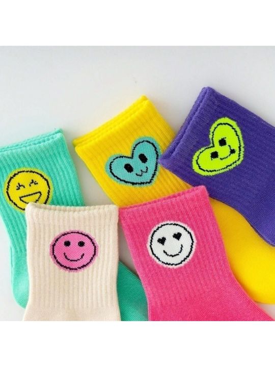 5%20Pairs%20of%20New%20Four-Season%20Children's%20Socks%20with%20Smiley%20Face%20Expressions%20for%20Boys%20and%20Girls,%20Mid-Calf%20and%20High-Calf%20Socks%20-%20Image%205
