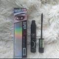Makeup Mascara. 