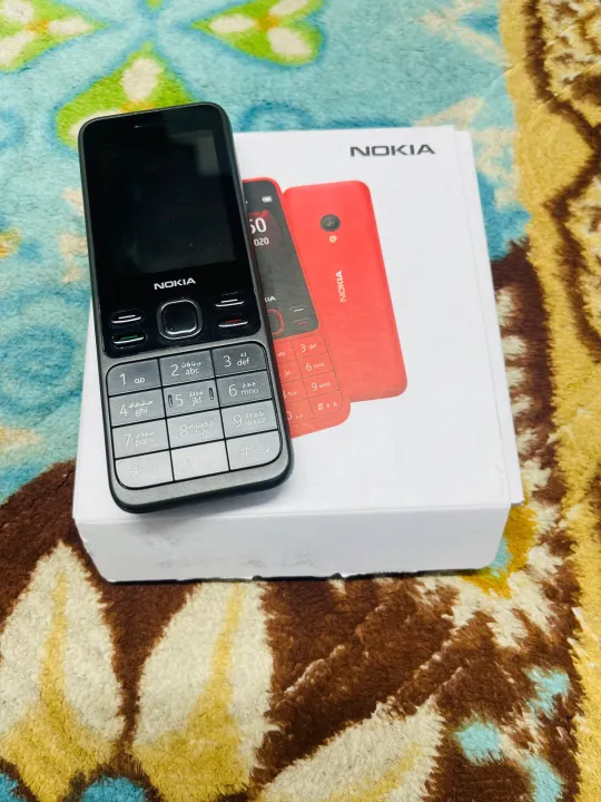 Nokia%20150%20Black%20Colour%20Dual%20Sim%20Made%20In%20Vietnam%20-%20Image%206