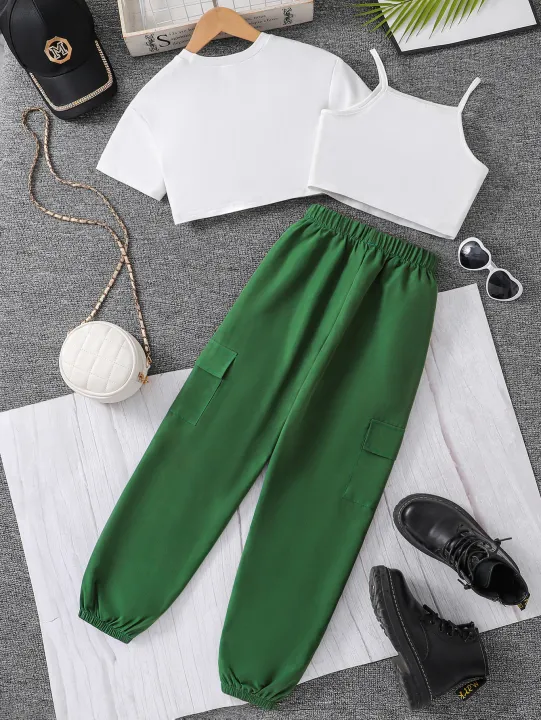 Spring/Summer%20Children's%20Fashion%20Trend%20Girls%20Athleisure%20Basic%20Three-Piece%20Letter%20Print%20T-Shirt%20Solid%20Color%20Halter%20Vest%20Sweatpant%20-%20Image%202