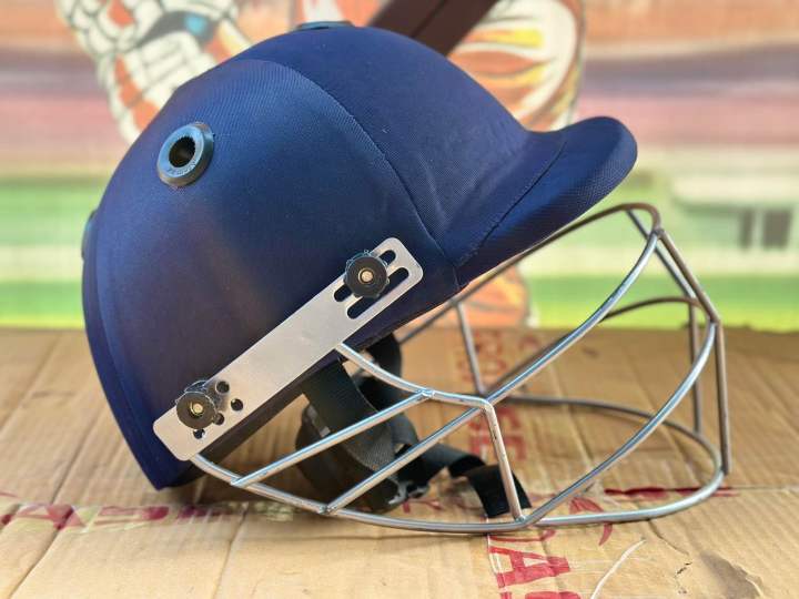 SS%20CRICKET%20HELMET%20-%20Image%203