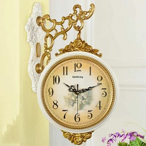 Double-Sided%20Hanging%20Wall%20Clock%20with%20Adjustable%20Angle,%20PVC%20Plastic%20Shell,%2045cm%20Height%20-%20Image%202