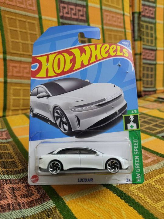 Lucid%20Air%20White%20-%20Image%202