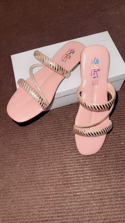 New%20women's%20and%20stylish%20and%20unique%20with%20comfortable%20ladies%20for%20girls%20flat%20slippers%20-%20Image%208