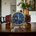 New fashionable stainless olevs analogue with date watches for men's. 