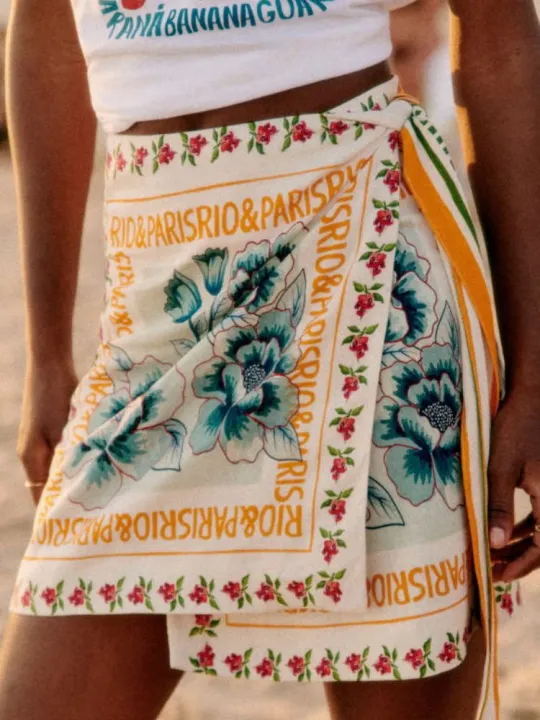 Summer%20New%20Fashion%20Women's%20Beach%20Style%20Short%20Skirt%20Printed%20Retro%20Vacation%20Style%20Covering%20Casual%20%20Elegant%20Half%20Skirt%20-%20Image%204