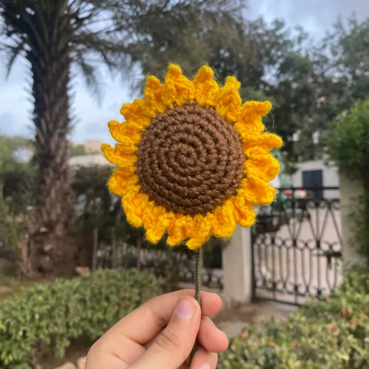 Crochet%20Handmade%20Artificial%20Flowers:%20Rose,%20Sunflower,%20Tulip,%20Lavender.%20Customised%20In%20Any%20Colour.%20For%20Home%20Decor,%201%20Piece.%20Valentines%20Day%20DIY%20Bouquet%20-%20Image%204