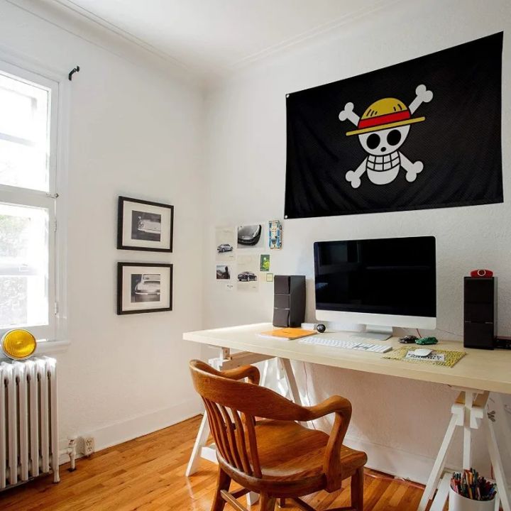 One%20Piece%2090*150CM%20Polyester%20Pirate%20Monkey%20D.Luffy%20Skull%20Flag%20One%20Piece%20straw%20hat%20pirates%20Trumpet%20banner%20flag%20-%20Image%202
