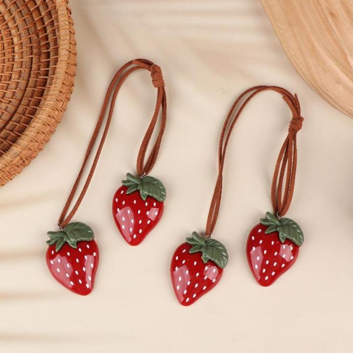 New%20Cute%20Strawberry%20Bag%20Pendant%20Braided%20Strawberry%20Ornaments%20Creative%20Keychain%20Strawberry%20Car%20Hanging%20-%20Image%203