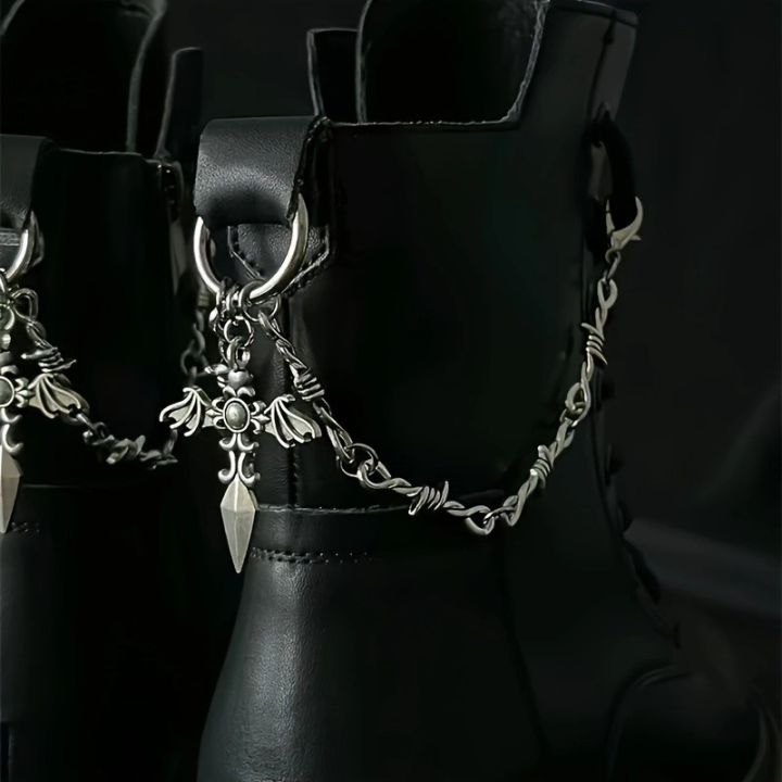 2Pcs%20Gothic%20Retro%20Spear%20Shaped%20Pendant%20Boot%20Chain%20Silver%20Metal%20Detachable%20Shoe%20Chain%20punk%20Boot%20Decoration%20Accessories%20-%20Image%205