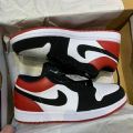 NIKE AIR JORDAN. 