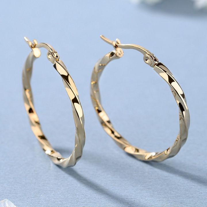 Korean%20version%20of%20large%20knotted%20earrings%20stainless%20steel%20earrings,%20luxury%20style%20earrings%20-%20Image%202