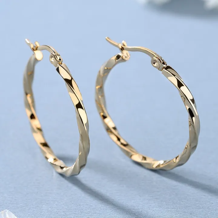 Korean%20version%20of%20large%20knotted%20earrings%20stainless%20steel%20earrings,%20luxury%20style%20earrings%20-%20Image%202
