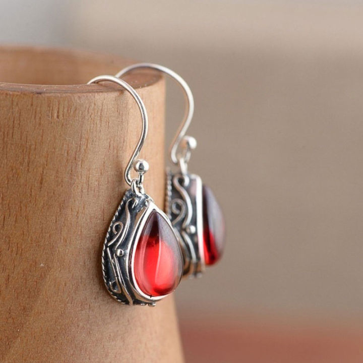 Huitan%20Green/Red%20Pear%20Stone%20Drop%20Earrings%20for%20Women%20Ethnic%20Style%20Aesthetic%20Carved%20Pattern%20Temperament%20Lady's%20Earrings%20Jewelry%20-%20Image%202