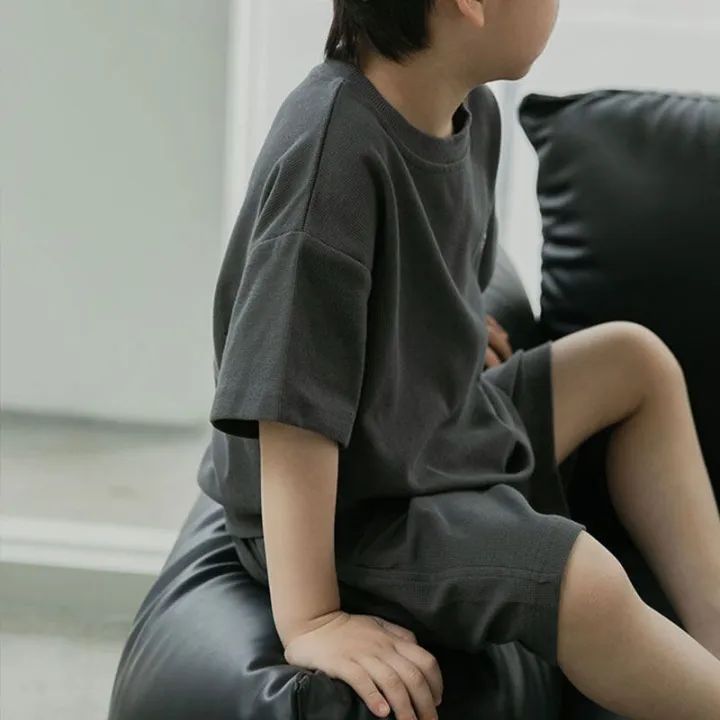 Ready%20to%20ship%20children's%20fashion%20clothing%20sets%20Korean-style%20mid-autumn%20boys%20fashion%20two-piece%20suit%20-%20Image%207