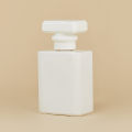 50ml  Black White Square Glass Spray Perfume Bottle Cosmetic Packaging Empty Bottles Can Be Filled in Perfume Bottles. 