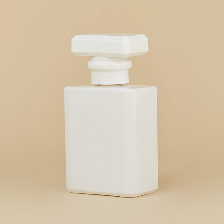 50ml  Black White Square Glass Spray Perfume Bottle Cosmetic Packaging Empty Bottles Can Be Filled in Perfume Bottles