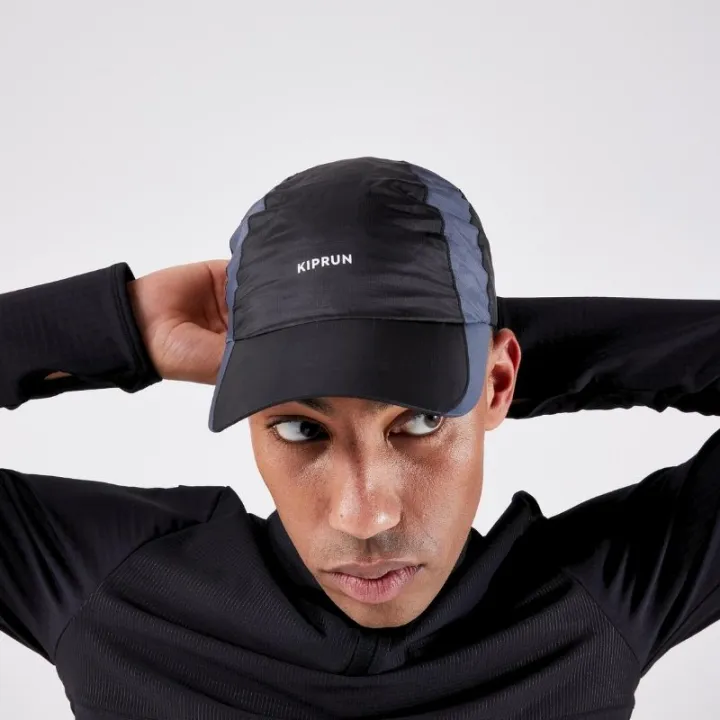 Kiprun%20adjustable%20running%20rain%20hat%2055-63%20m%20(Running%20rain%20cap%20black%20adjustable%2055-63%20cm)%20-%20Image%206