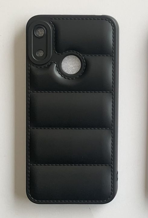 Huawei%20Y6%202019/%20Huawei%20Y6s%20Soft%20Silicon%20Back%20Cover/%20Puffer%20Back%20Cover%20-%20Image%206