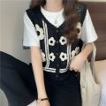 Cute Flower Crochet Vest Top for Women Teen-girl Button Front Sleeveless Crop Waistcoat  Summer Boho Chic Vacation Beach Outfit. 