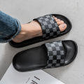 Men's Slippers 2025 Summer Outer Wear Men's Non-Slip Anti-Odor Casual Outdoor Beach Slippers.