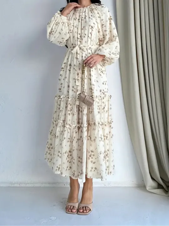 Long-Sleeved%20Floral%20Loose-Fitting%20Elegant%20Arabic%20Dress%20for%20Women%20-%20Image%204