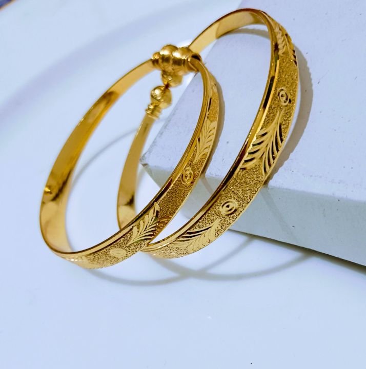long%20lasting%20stylish%20bracelet%20for%20women%20-%20Image%203