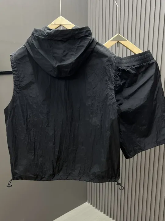 Casual%20Hooded%20Sleeveless%20Suit%20Men's%20Summer%20Workwear%20Thin%20Loose%20Fashion%20Couple%20Sleeveless%20Waistcoat%20Shorts%20Two-Piece%20Set%20Men%20-%20Image%204