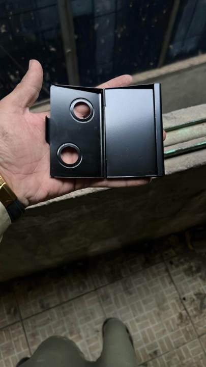 silver%20steel%20card%20holder%20mini%20wallet%20-%20Image%202