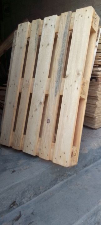 Wood%20Pallets%20-%20Image%203