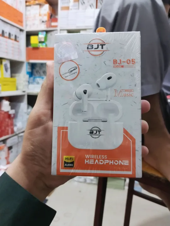 Title:%0ABJT%20BJ-05%20Wireless%20Headphone%20-%20Image%204