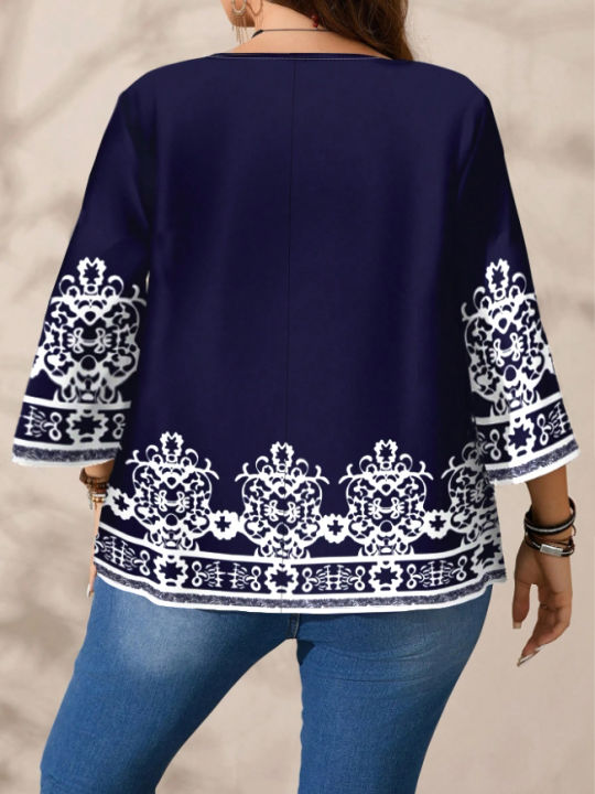 Plus%20Size%20Women's%20Boho%20Print%20T%20-%20Shirt,%20Navy%20Blue%20with%20White%20Floral%20Patterns,%203/4%20Sleeves,%20Super%20Comfy%20for%20Daily%20Casual%20Wear%20-%20Image%204