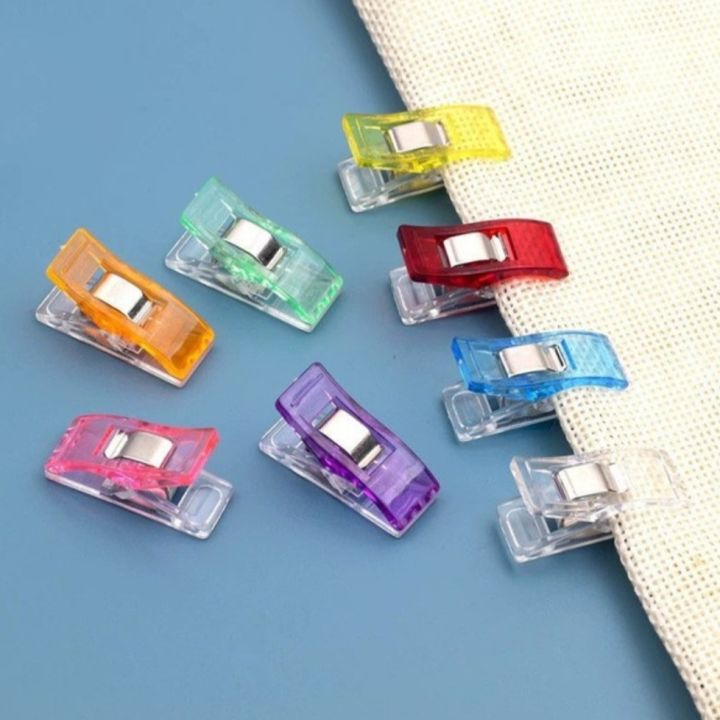 Multi-Color%20Sewing%20Clips%20Box%20%20%E2%80%93%20Stronghold%20Fabric,%20Leather%20&%20DIY%20Craft%20Clips%20%7C%20Durable%20Binding%20Clips%20for%20Crafting%20-%20Image%206