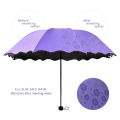Umbrella, rain and shine dual use, manual blooming in water, black glue sunshade umbrella, compact and portable, three fold sun umbrella for elementary school students. 