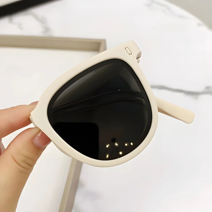 New%20Foldable%20Sunglasses%20for%20Women's%20Luxury%20Outdoor%20Sunscreen%20Sunglasses%20for%20Men's%20Driving%20Special%20Sunglasses%20Anti%20UV%20Strong%20Ligh%20-%20Image%206