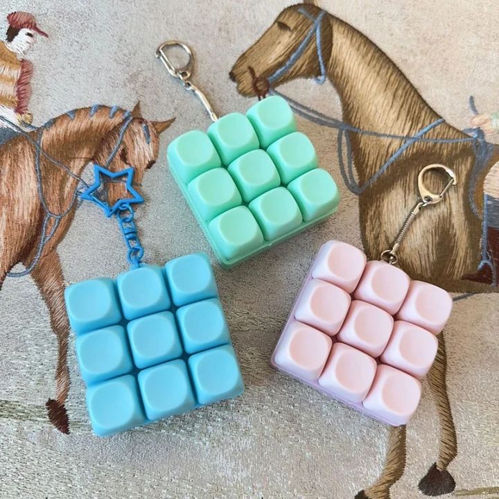 9%20Keys%20Keyboard%20Fidget%20Keychain%20Antistress%20Keyboard%20Button%20Fingertip%20Key%20Cap%20Pendant%20Stress%20Relief%20Toys%20For%20Children%20Adults%20Gift%20-%20Image%203