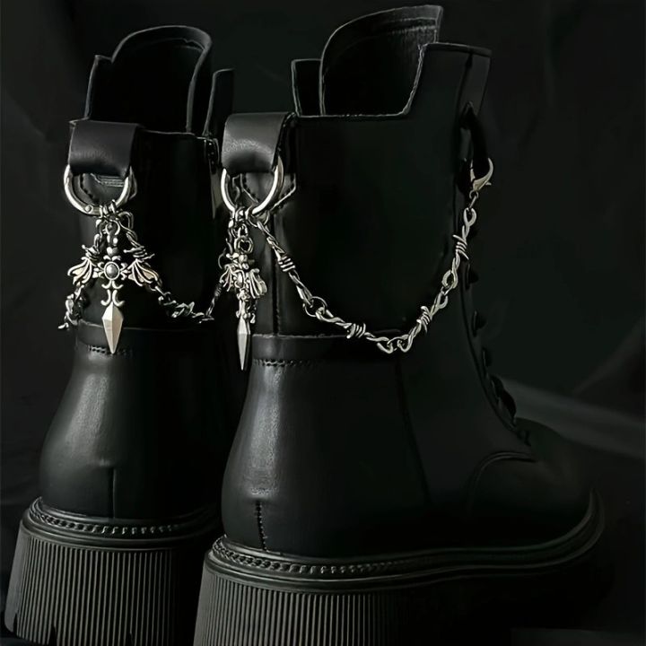 2Pcs%20Gothic%20Retro%20Spear%20Shaped%20Pendant%20Boot%20Chain%20Silver%20Metal%20Detachable%20Shoe%20Chain%20punk%20Boot%20Decoration%20Accessories%20-%20Image%203