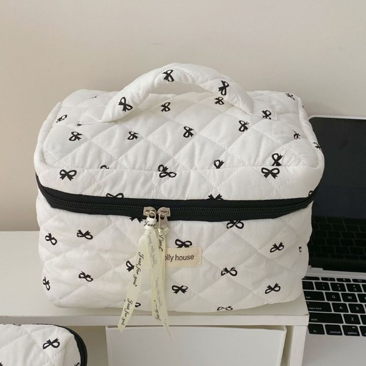 Fashion%20Cherry%20Tote%20Women%20Makeup%20Bag%20Portable%20Cute%20Ladies%20Cosmetic%20Toiletry%20Storage%20Pouch%20Handbag%20Cotton%20Quilted%20Zipper%20Bag%20-%20Image%205
