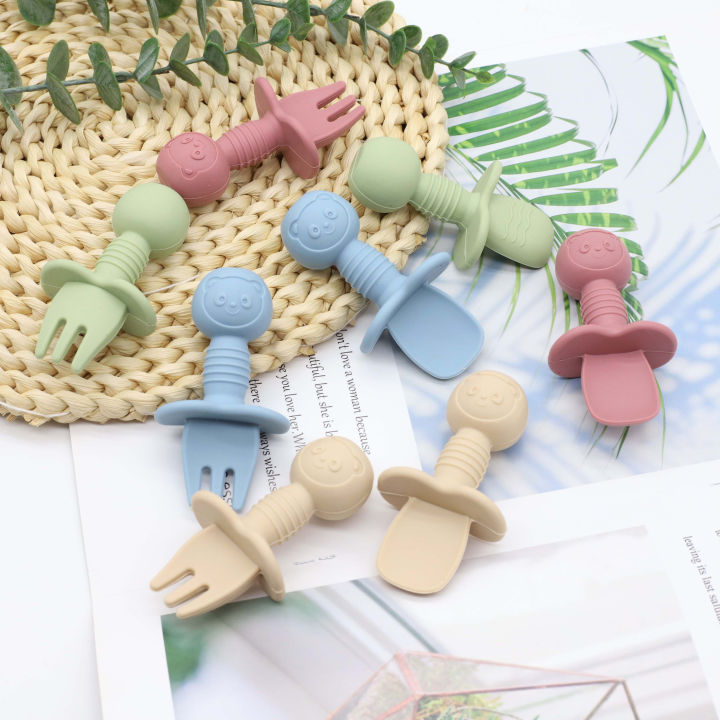 New Little Bear Pattern Baby Food Spoon Fork Short Spoon Fork Easy to Grasp and Clean