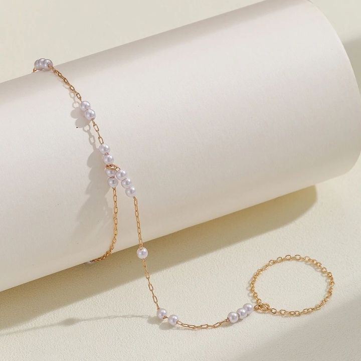 Pearl%20Finger%20Ring%20Bracelet%20for%20Girls%20and%20Women%20Wearing%20Wedding%20Dating%20Travelling%20Party%20-%20Image%204